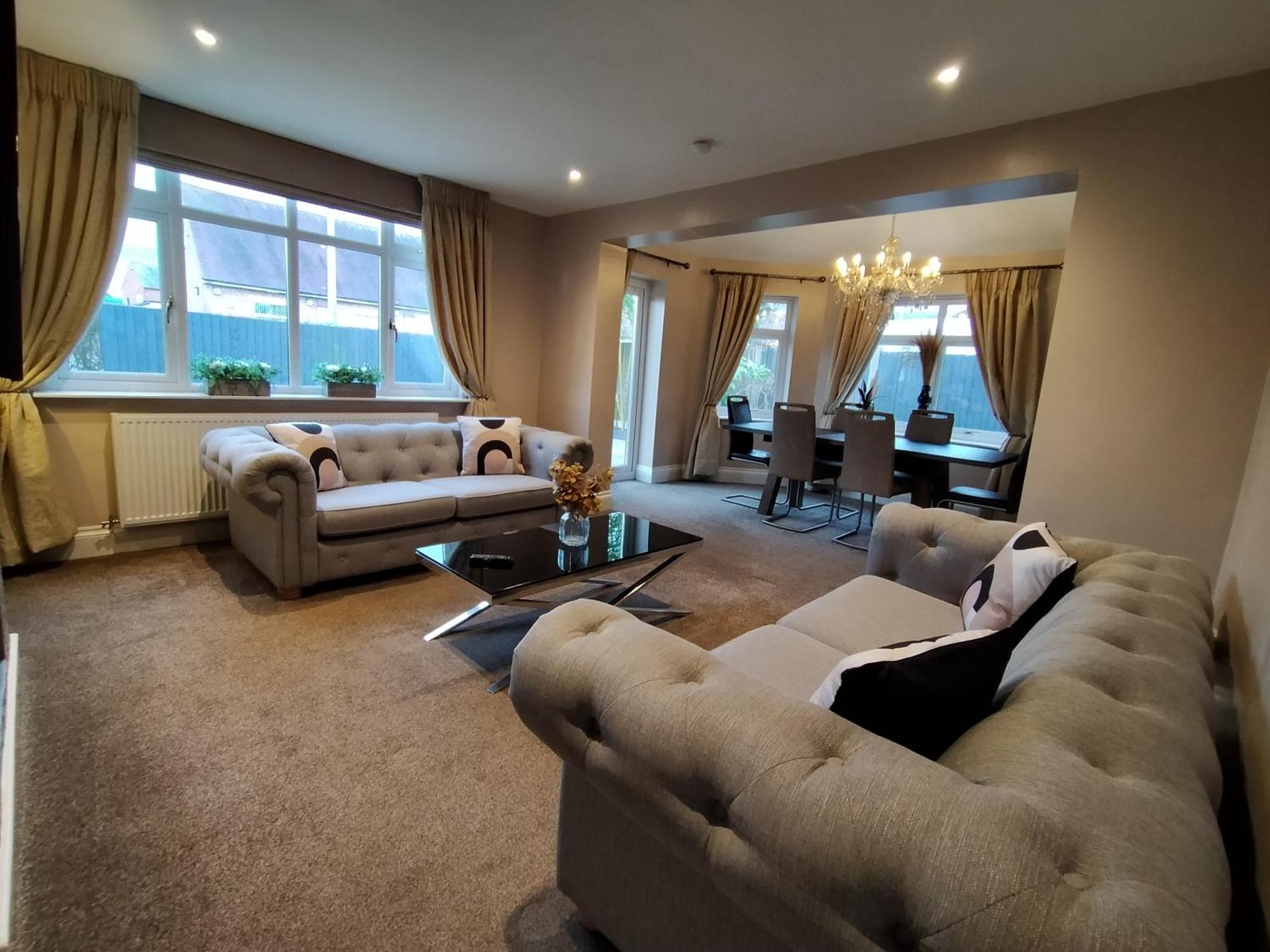 Sirius House - Sleeps 7, Driveway, Garden Crewe Exterior foto